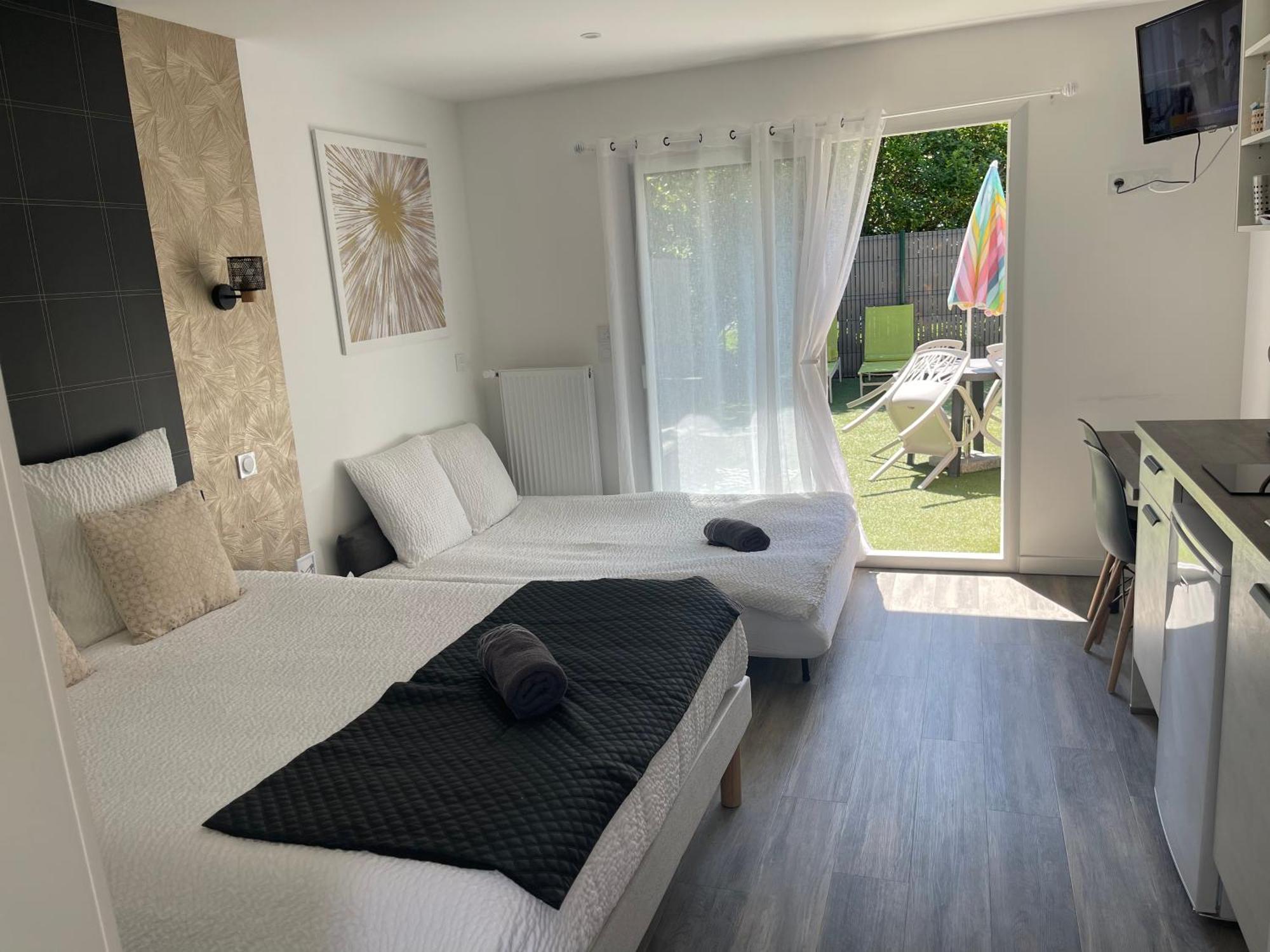 Jardin Prive 2 Bed & Breakfast La Ravoire Екстериор снимка
